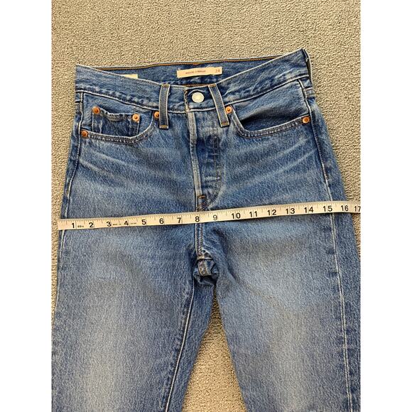 Levi's Wedgie Straight Jeans Cropped High Waist Distressed Medium Wash Size 24 - Picture 6 of 9